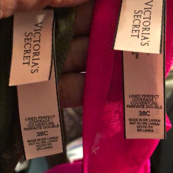 2 VS bras - Picture 3 of 3